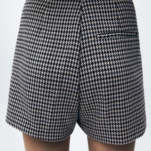 Zara Houndstooth Shorts Black-Tan, Size S - Picture 5 of 11
